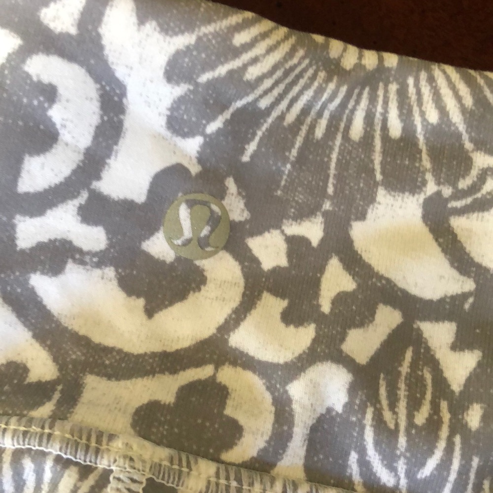 Lululemon Wunder Under Crop